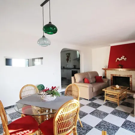 Rosario Villa *