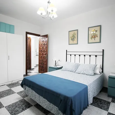 Rosario Villa *